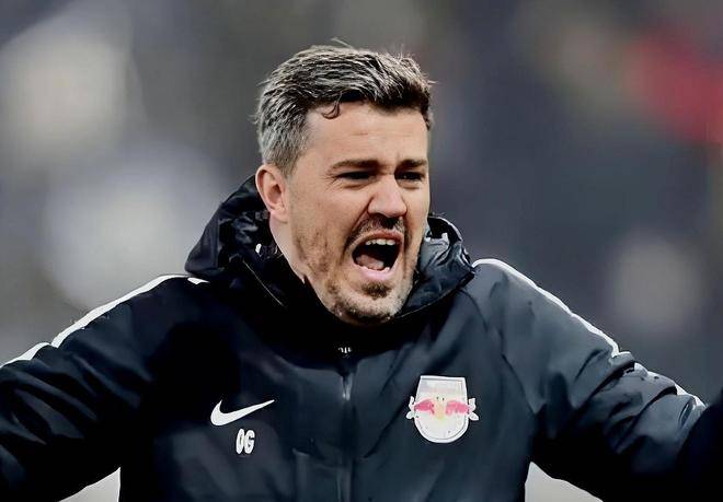 欢迎在评论, 累计是有六, 他执教过的